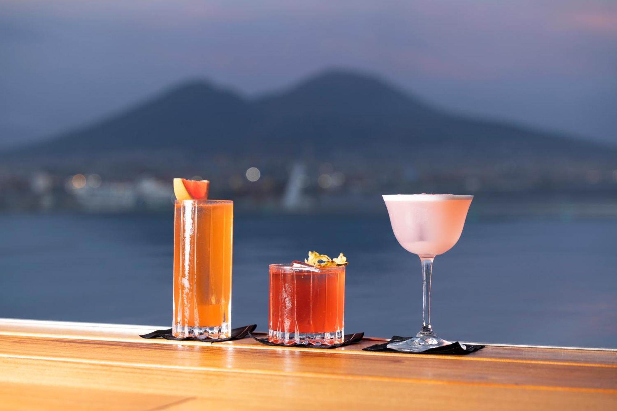 Romeo Napoli Hotel Luaran gambar