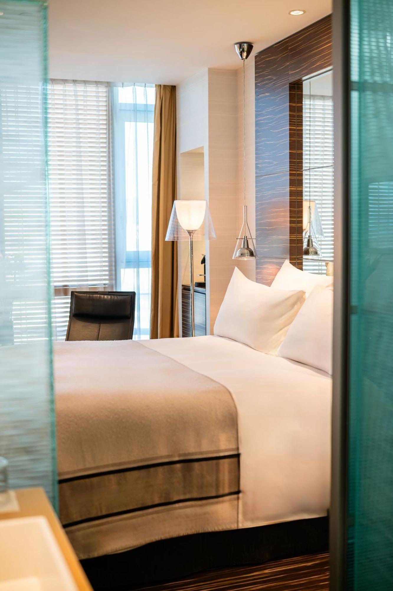 Romeo Napoli Hotel Luaran gambar