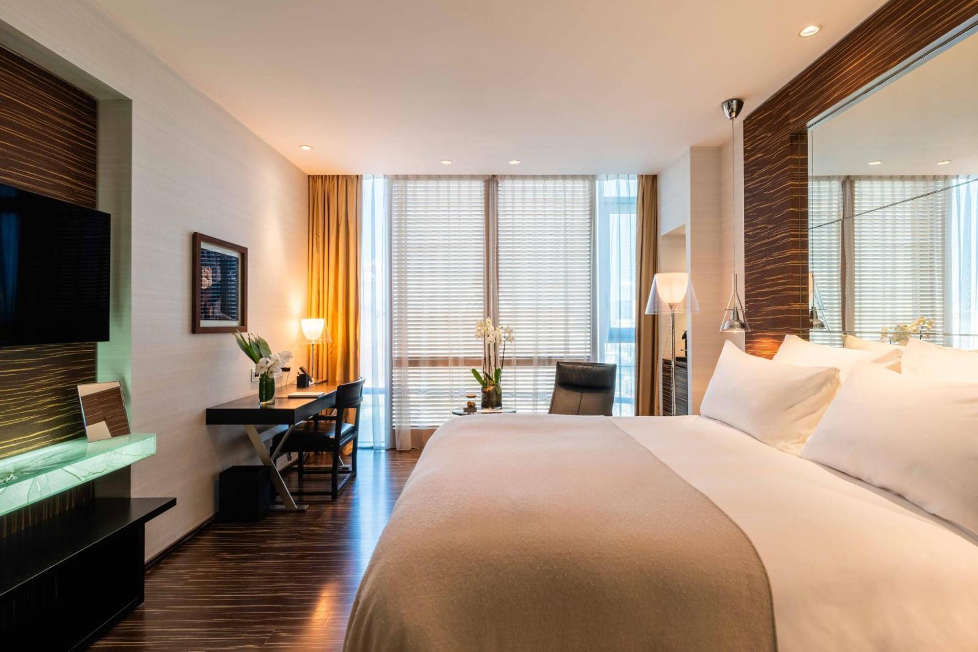 Romeo Napoli Hotel Luaran gambar