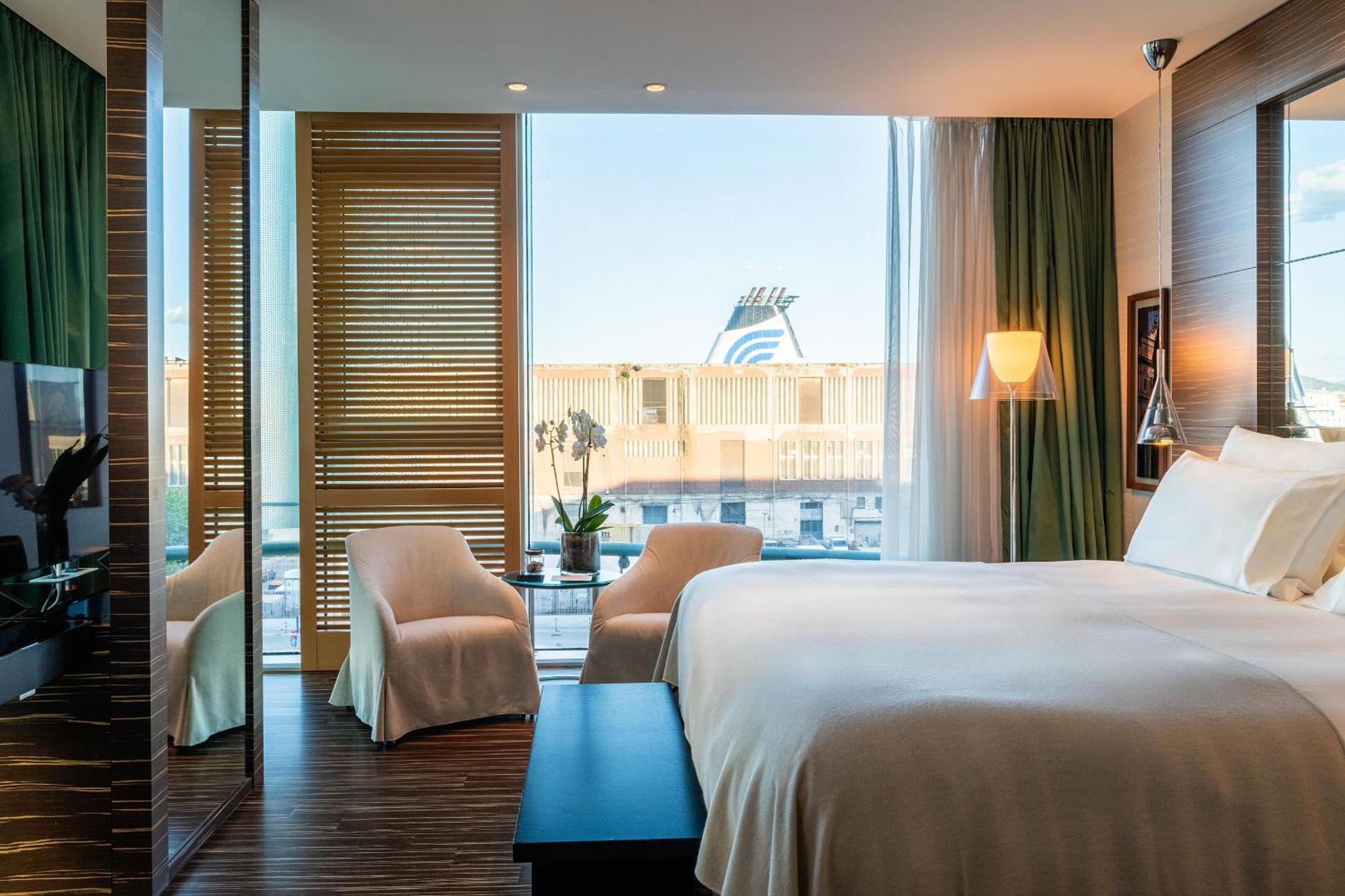 Romeo Napoli Hotel Luaran gambar