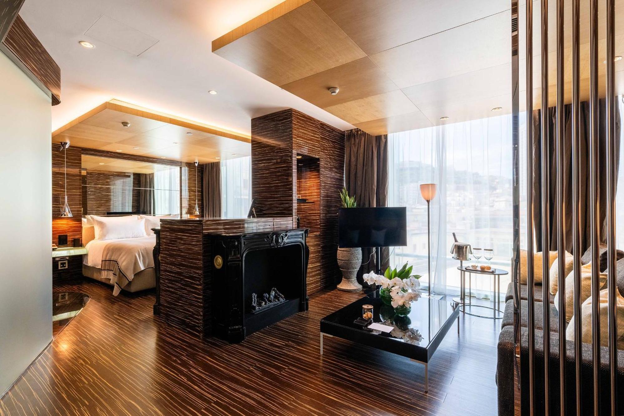 Romeo Napoli Hotel Luaran gambar